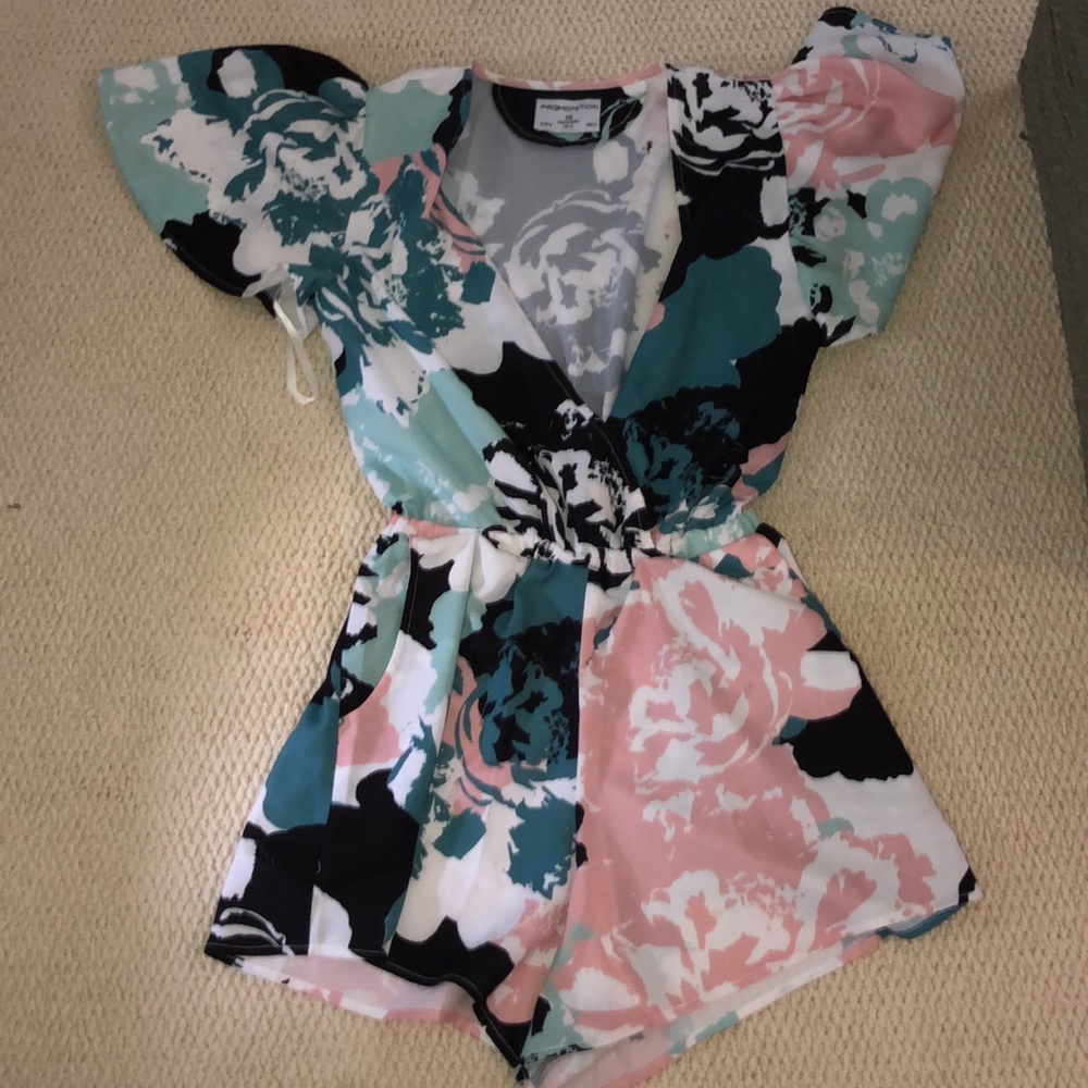 Premonition romper from revolve size XS. Worn 1-2.